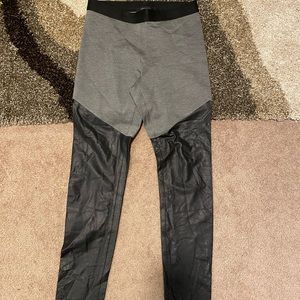 BCBG Maxazria (S) GRY/BLCK Leather Skinny Tights/Pants
